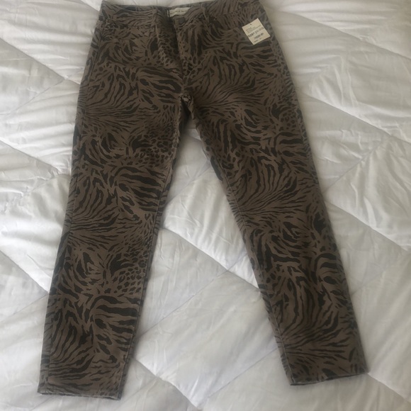 New with Tags Articles of Society High Rise Crop Pants - Picture 2 of 6